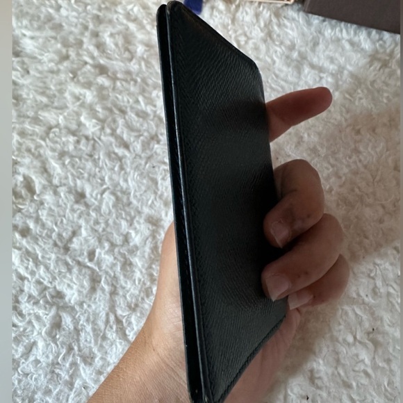 Authentic LV Louis Vuitton Green Taiga Leather ID Card Holder Organizer Wallet - Picture 11 of 16